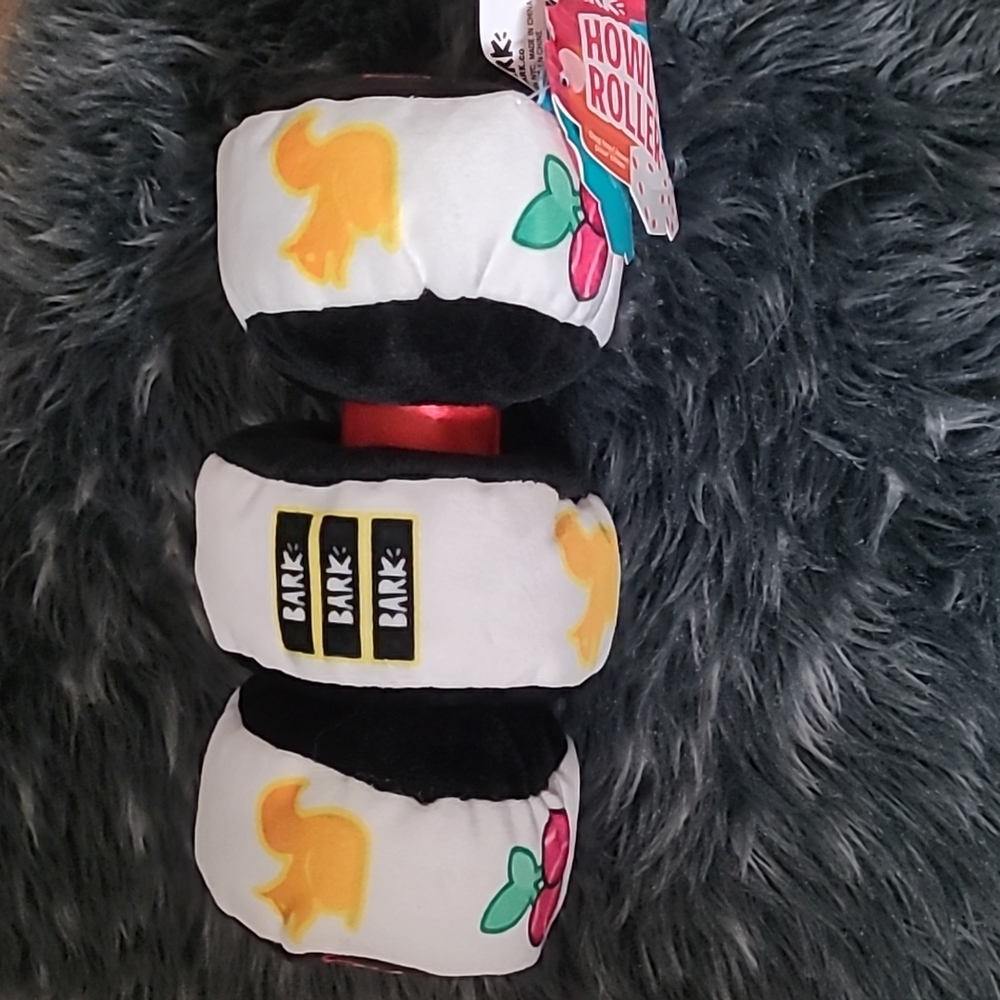 Barkbox Howly Roller NWT Toy